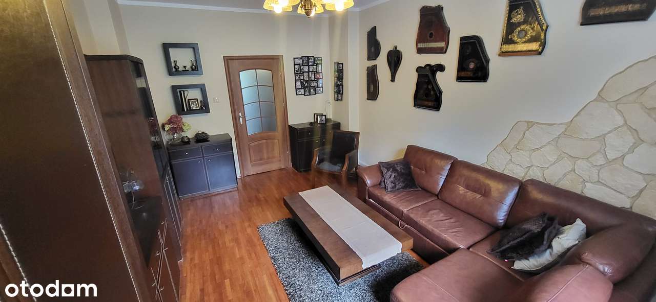 4 pokojowe mieszkanie w Wałbrzychu-14