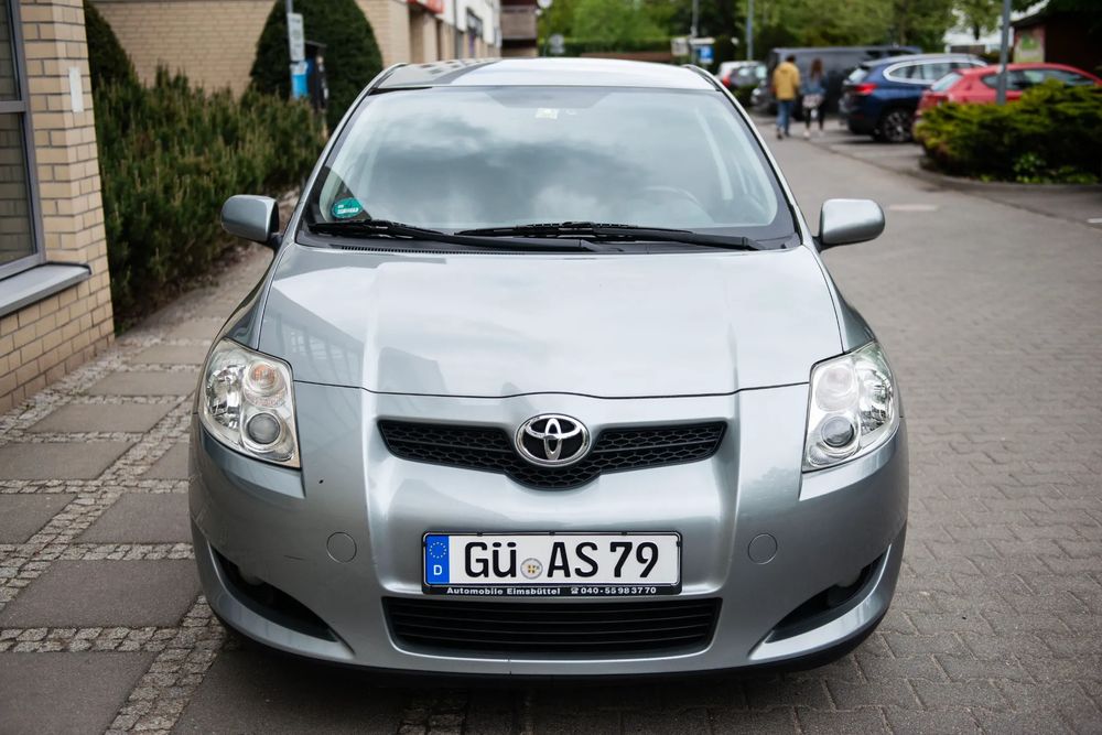 Toyota Auris I 1.33 VVT-i Premium 2010