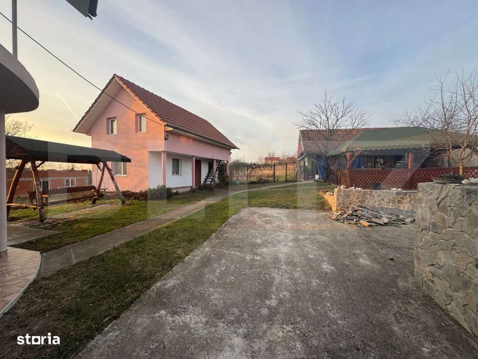 Casa de vanzare, cu 6 camere, 200 mp, zona Hotar - Imagine principală: 4/13