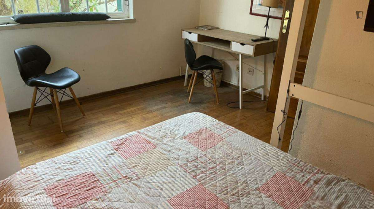Quarto - localizado em Setubal - Grande imagem: 4/9