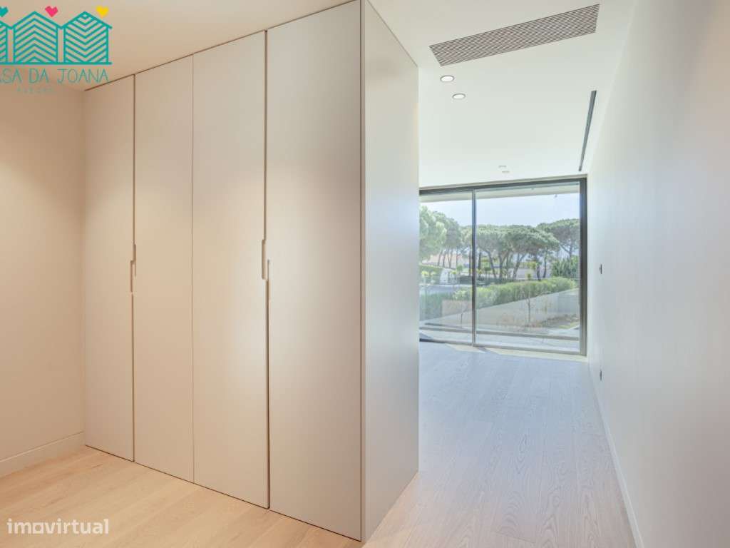 Moradia T5+1 com Piscina em Cascais-42
