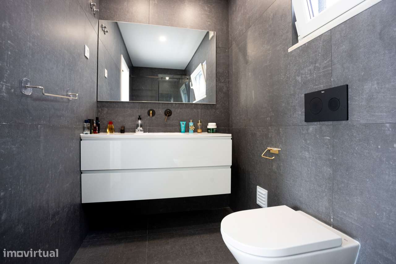 Moradia T4 Semi-Nova-18