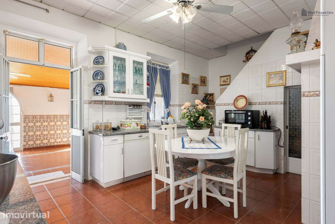 Encanto Algarvio – Moradia Térrea Isolada com Piscina e Jardim-6