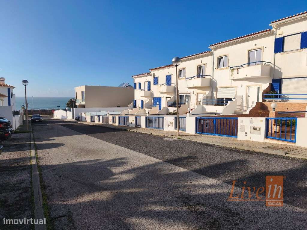 Moradia T4 no Centro da Ericeira a Poucos Metros da Praia - Grande imagem: 3/46