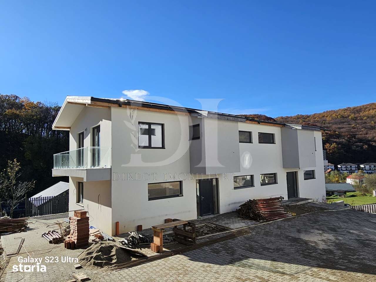 Duplex finista de vanzare / Zona Tauti / Floresti - Imagine principală: 5/19