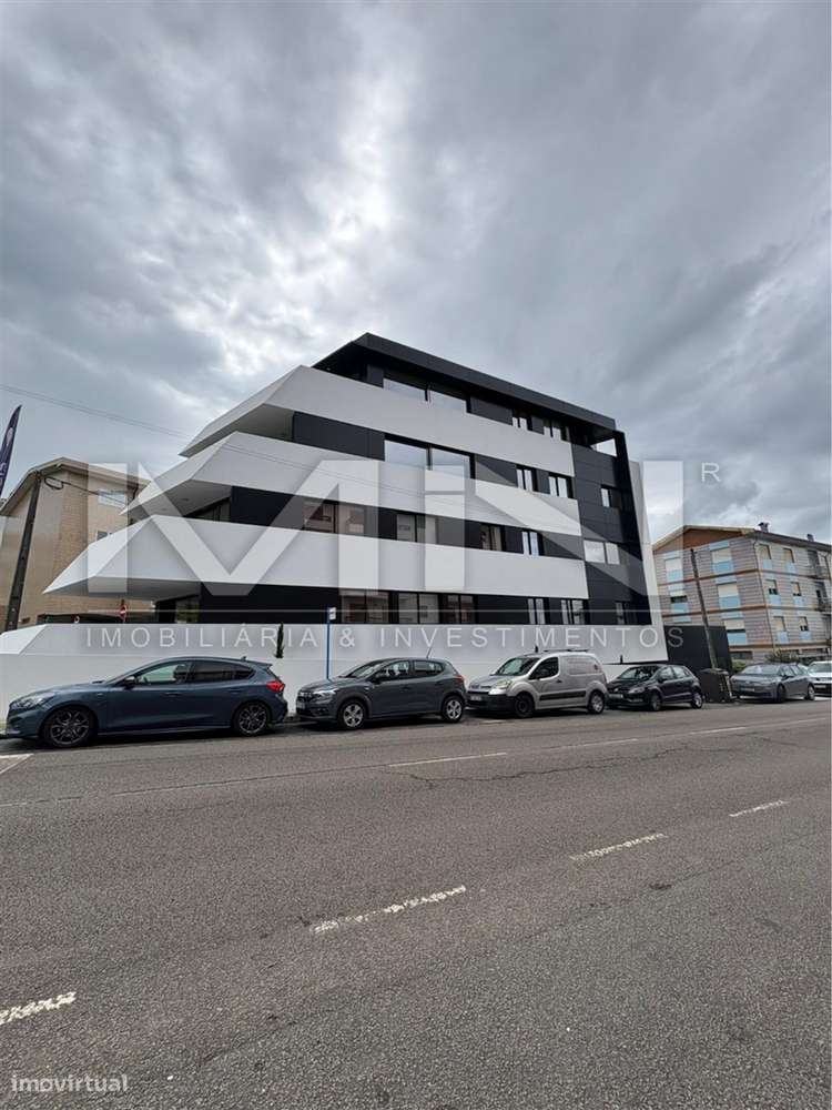 Apartamento T2 Novo Com Terraco Centro De Gondomar