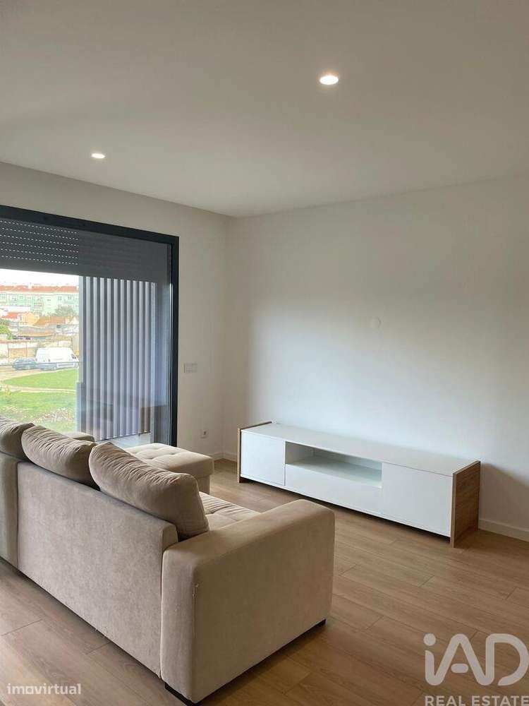 Apartamento T2 em Montijo e Afonsoeiro - Grande imagem: 2/14