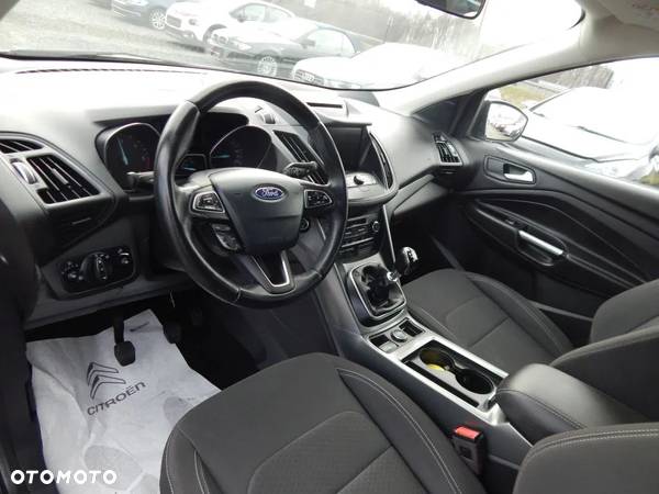 Ford Kuga 1.5 TDCi FWD Titanium - 15