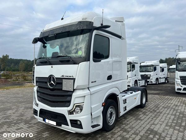 Mercedes-Benz Actros - 1