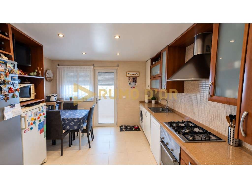 T3 com 177 m², Suíte, Garagem e Excelentes Varandas. Quinta da Pied...-15