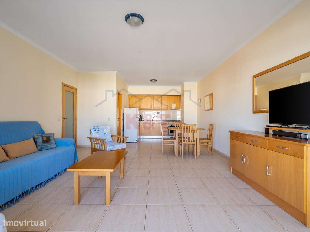 Apartamento T2 com Varanda Espaçosa no Alto do Quintão - Grande imagem: 3/25