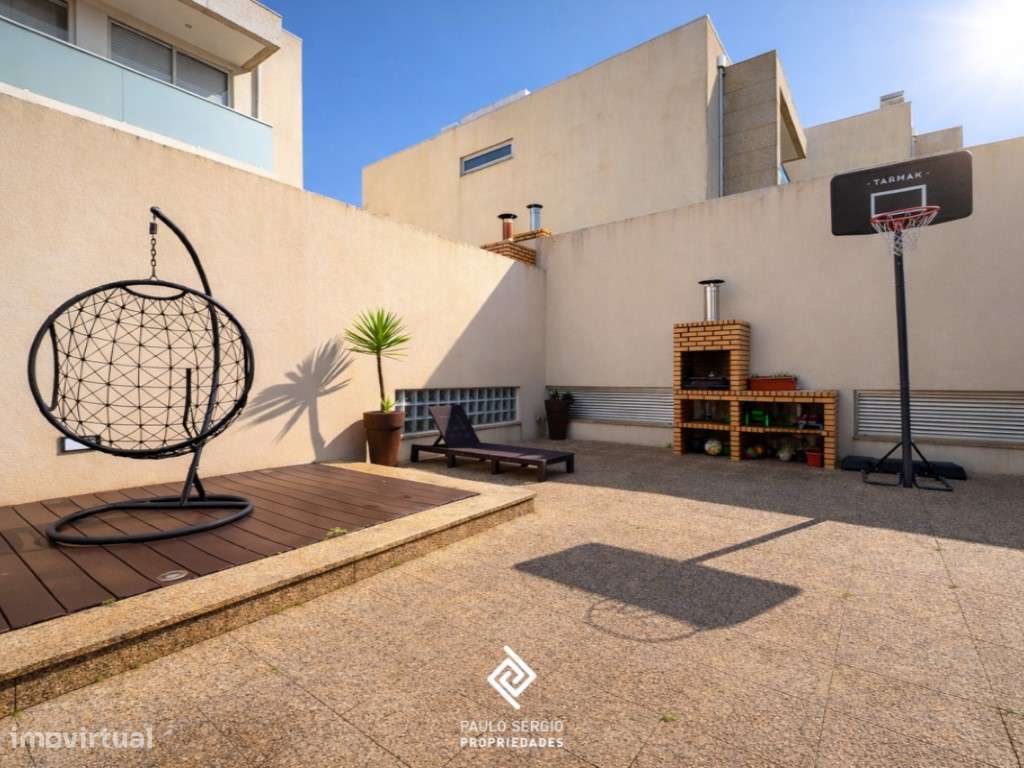 Moradia T3 em Oliveira do Douro, Vila Nova de Gaia-8