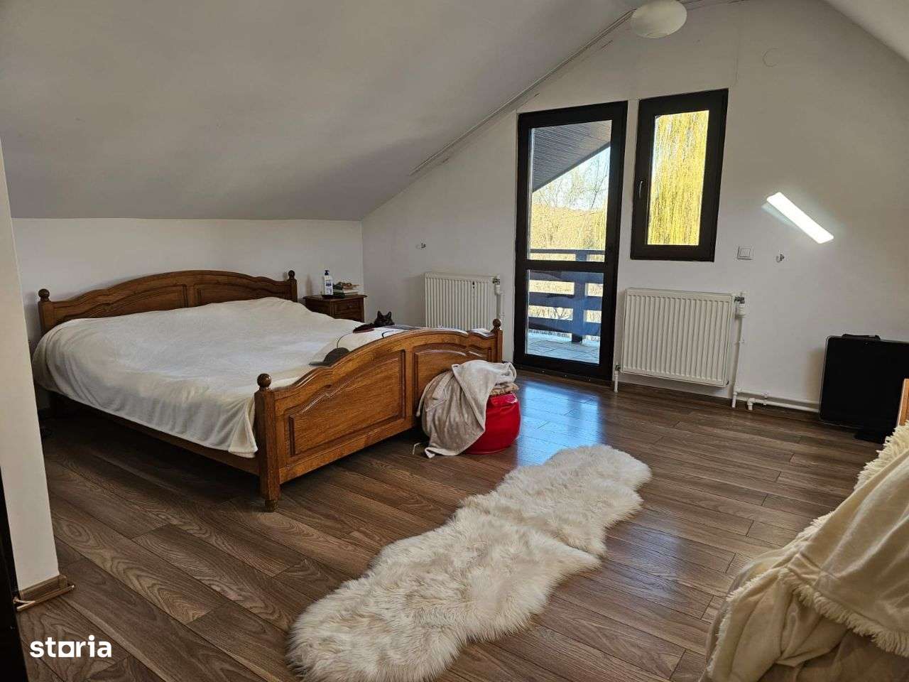 Vila frumoasa si teren 1000 mp Bucium Barnova Iasi - Imagine principală: 4/20