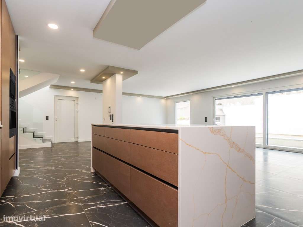 MORADIA NOVA T4 COM PISCINA - SERRA DE CASAL DE CAMBRA-10