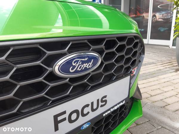 Ford Focus 2.3 EcoBoost ST X - 13