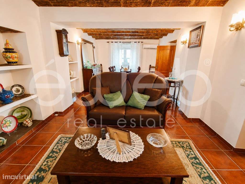 Moradia T4 de Arquitetura Alentejana com Piscina, Motrinos, Regueng...-22