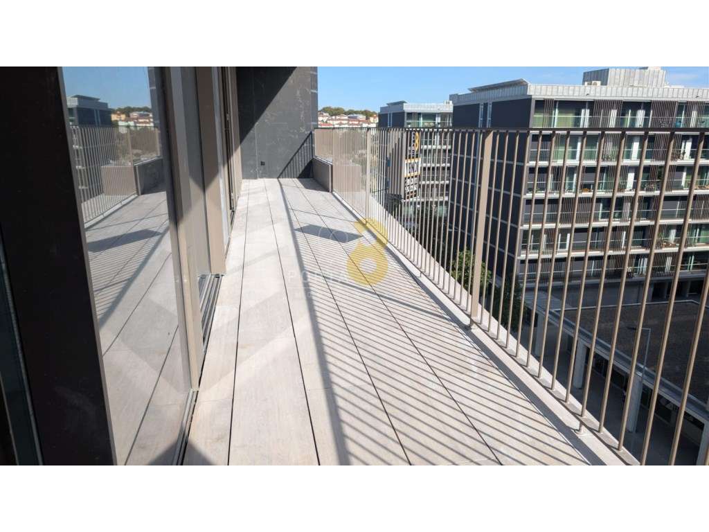 T4 com terraço ultimo piso, vistas do parque e mar - Matosinhos Sul-10