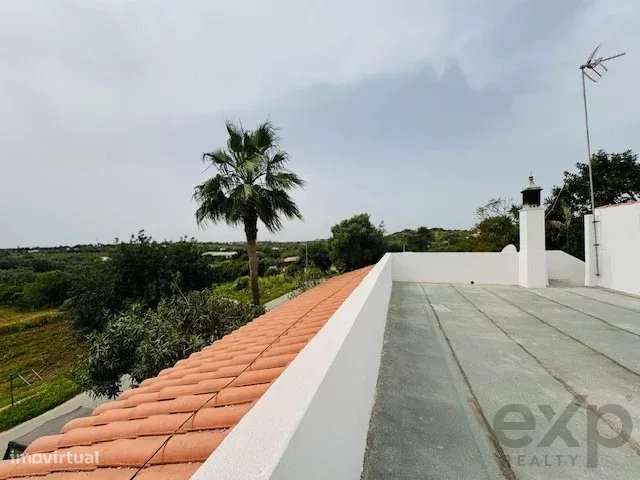 MORADIA T3 - Grande imagem: 4/18