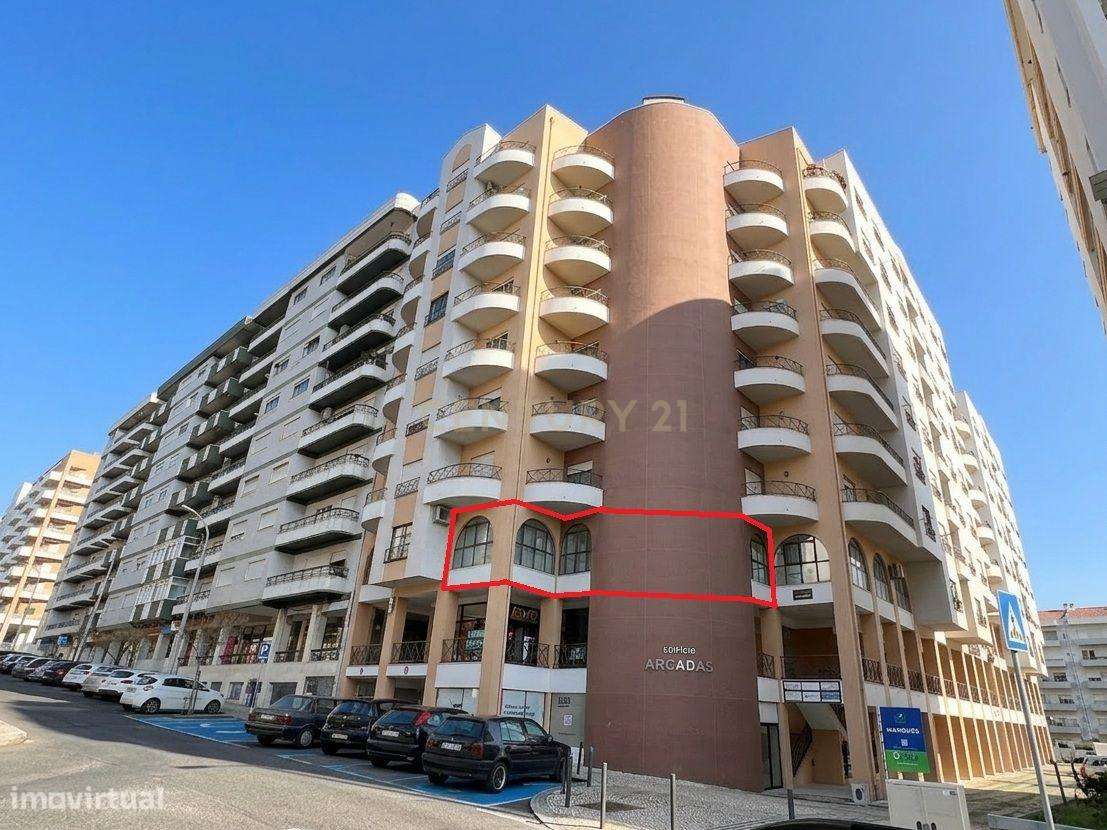 Escritório na Av. Marquês de Pombal em Leiria - Grande imagem: 2/14