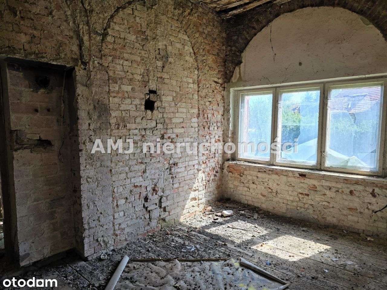 Przedwojenny dom typu willa w Kątach Wrocławskich-11