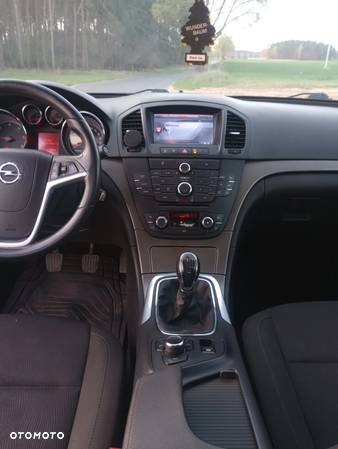 Opel Insignia 2.0 CDTI - 8