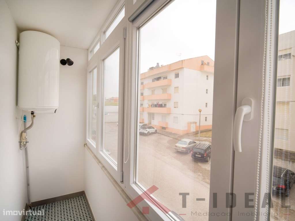Apartamento T3 na vila da Lourinhã-15