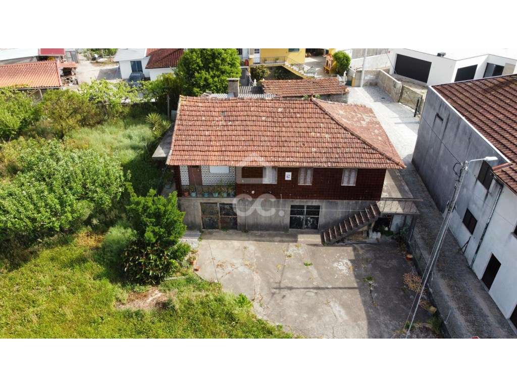 Moradia Individual T3 em Viatodos, Barcelos-20