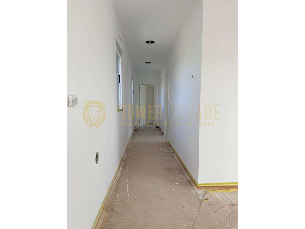 Moradia T5 - 3 Suítes - Construção Nova - Grande imagem: 5/10