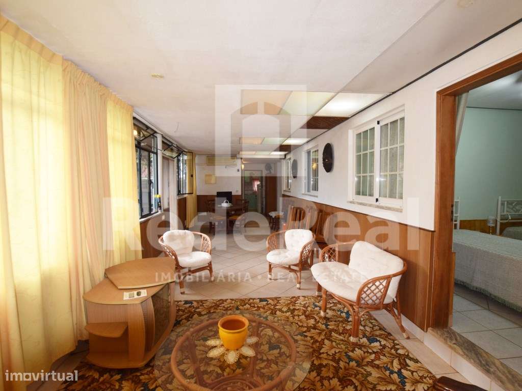 Duas moradias T3 e uma ruina com 145 m2 situadas na Nave do Barão - Grande imagem: 5/53