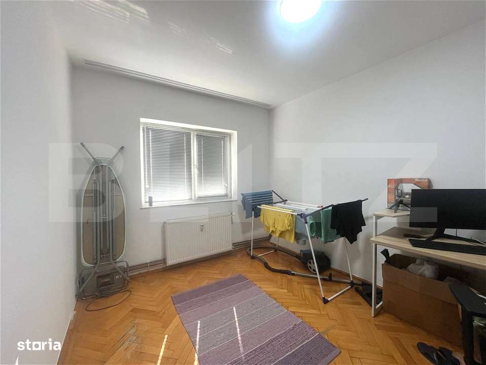 Apartament de vanzare, cu 3 camere, decomandat, 65mp, zona Lipovei - Imagine principală: 5/10