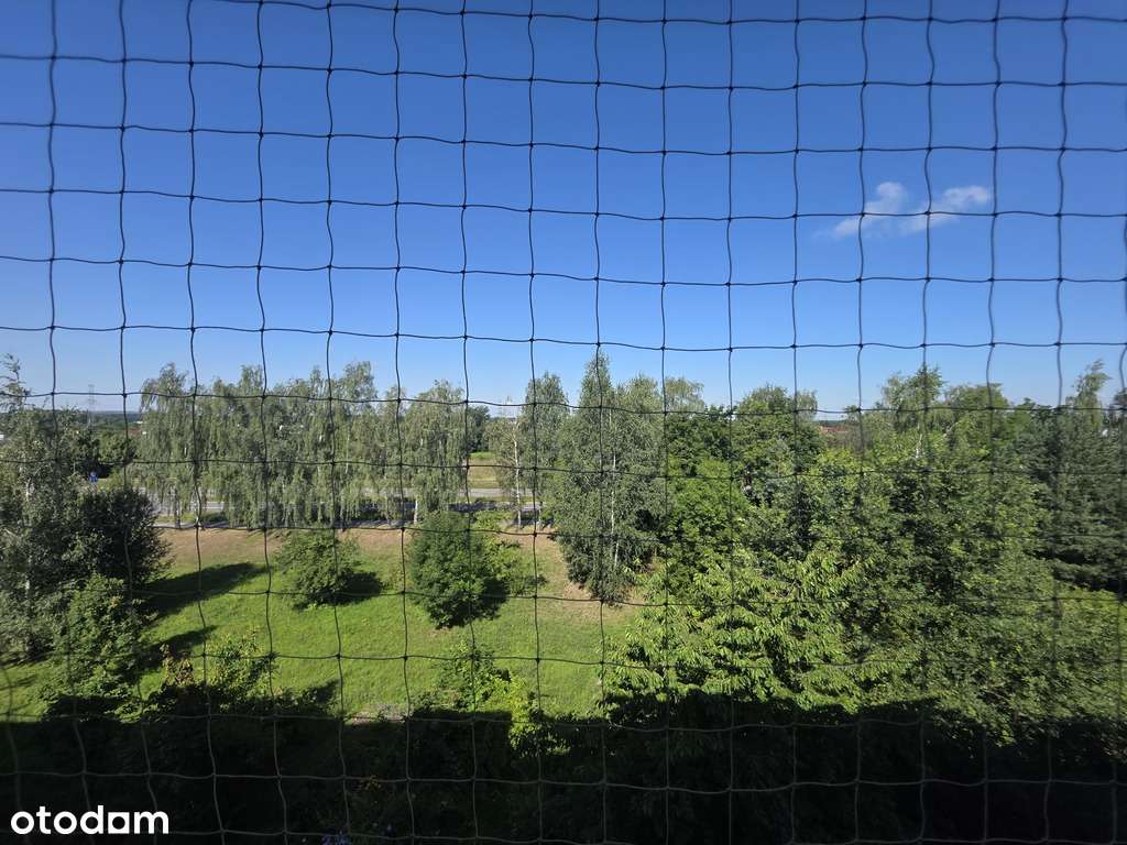 M4 z balkonem oraz widokiem na zieleń-0