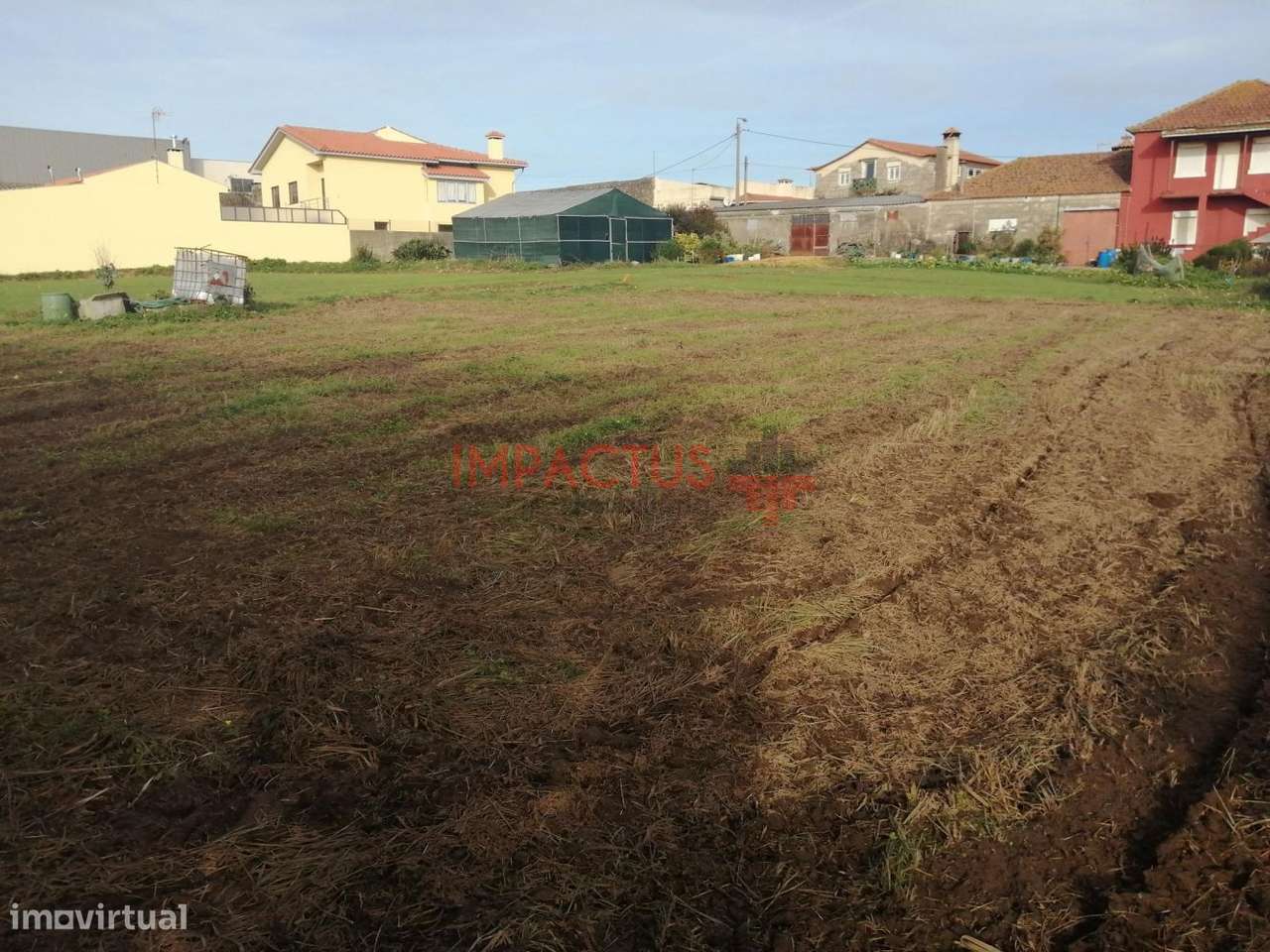 Terreno para moradias perto da praia - Grande imagem: 4/11