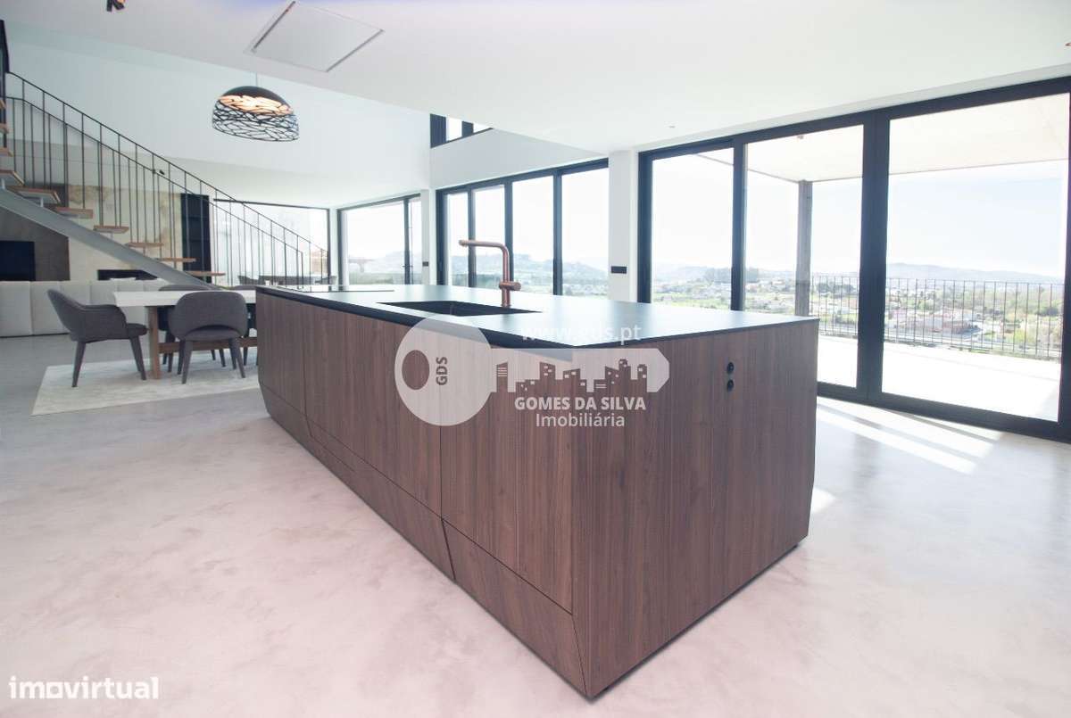 Moradia T3 Contemporânea e Diferenciada em Braga - Grande imagem: 5/60