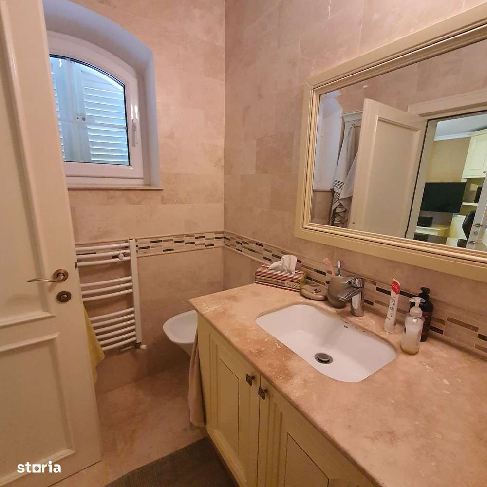 Vila Tip Duplex, 8 Camere, Teren 1100 Mp, Finisajele de Lux-15