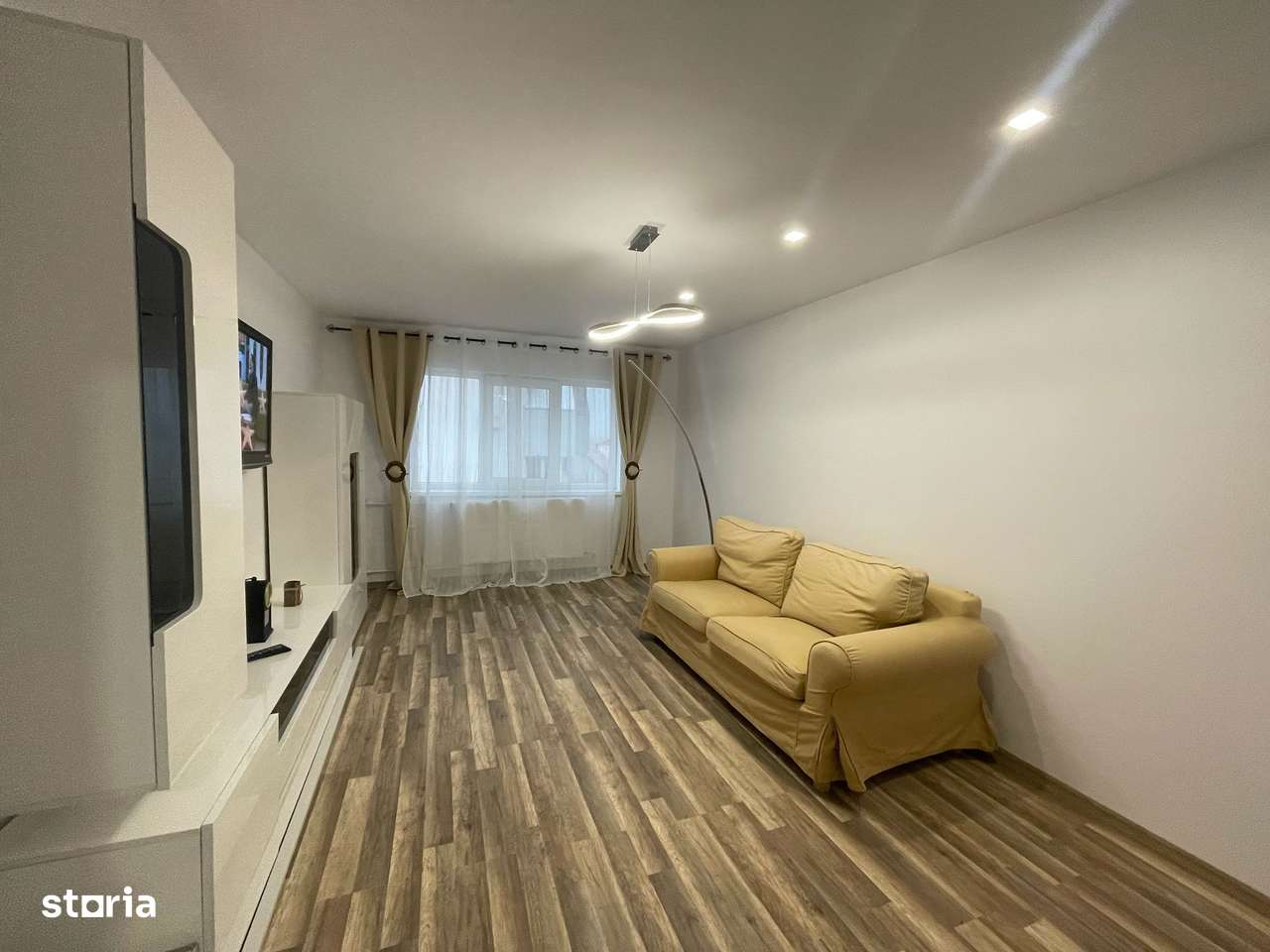 APARTAMENT MODERN | COMPLET MOBILAT SI UTILAT| 2 CAMERE | RADAUTI - Imagine principală: 2/20