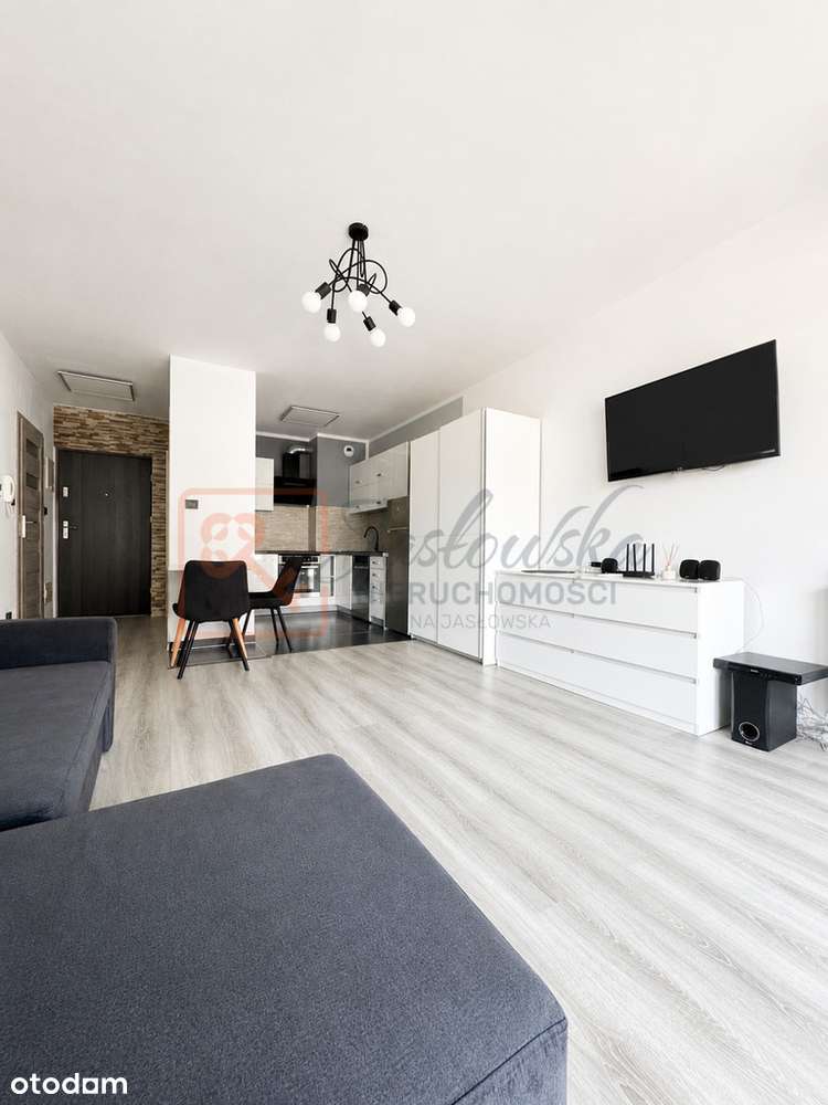 Kawalerka | Duży balkon | 1. piętro | Strażacka