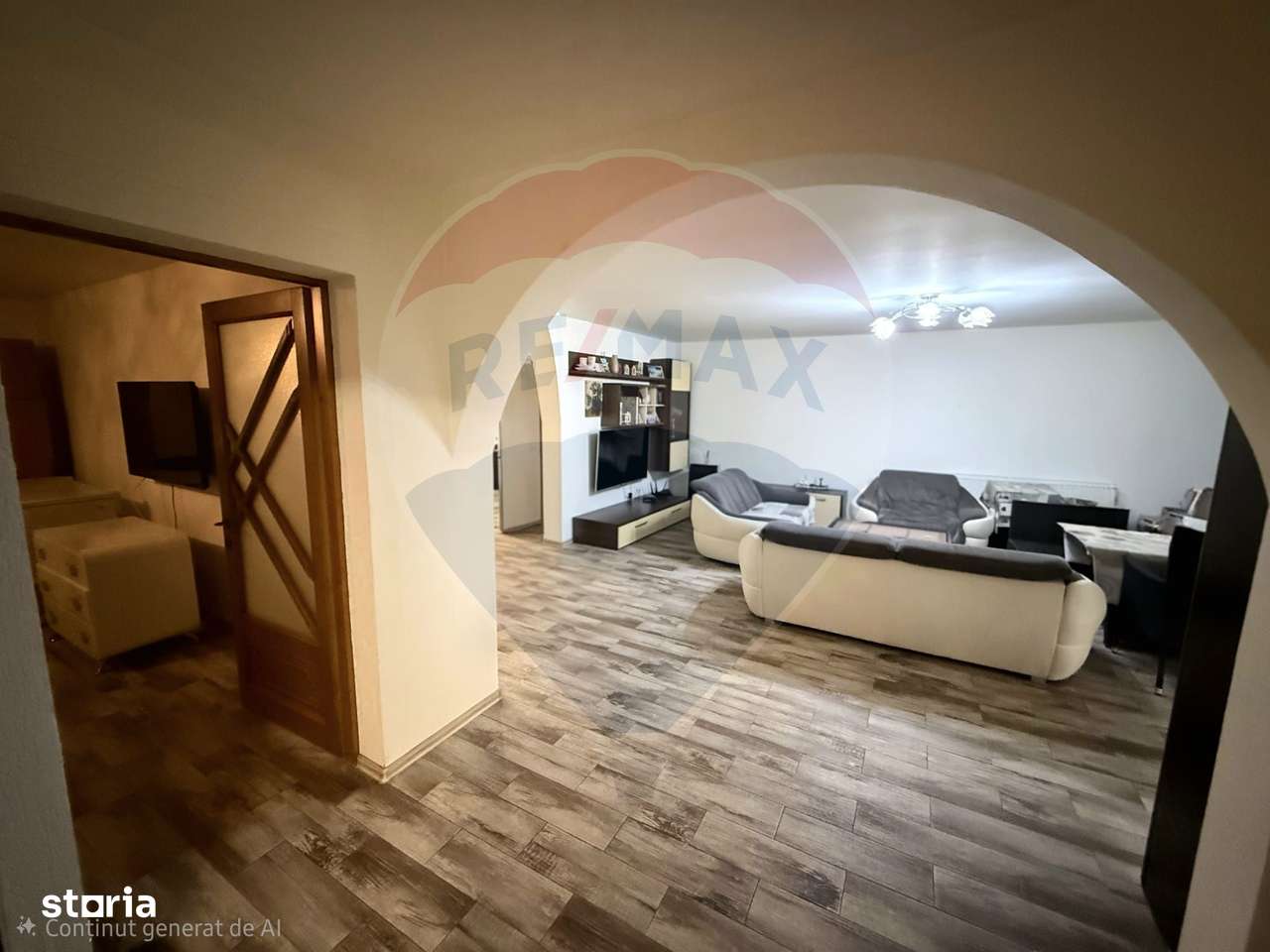 Casă / Vilă cu 5 camere de vânzare-6