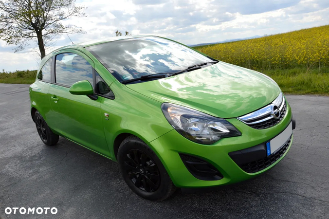 Opel Corsa 1.2 16V Essentia - 3