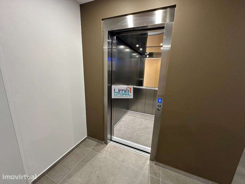 Apartamento T2 - com terraço e garagem privativa-11