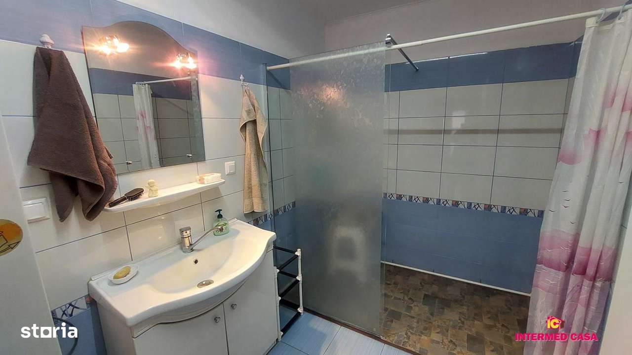 Casa 7 camere zona Selimbar-7