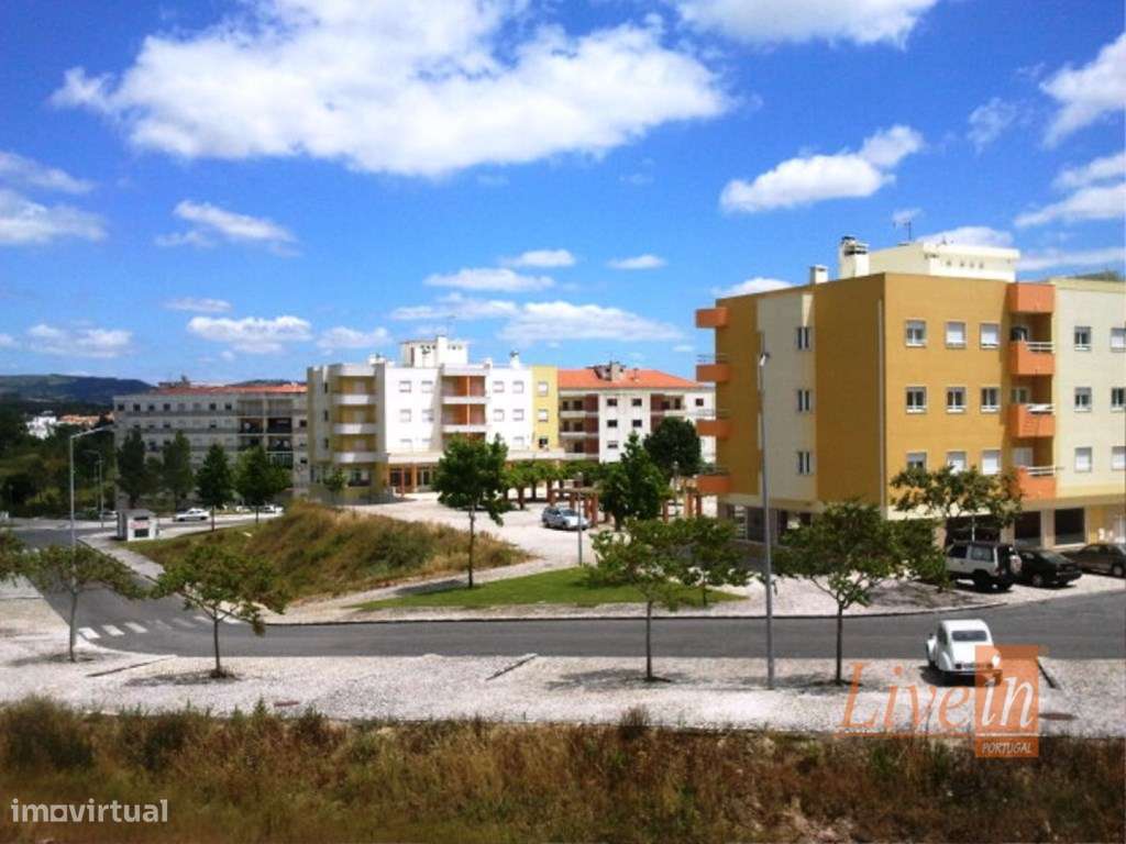 Lote de Terreno para Construção numa Excelente Localização em Torre... - Grande imagem: 2/9