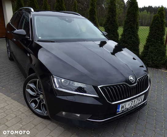 Skoda Superb 2.0 TDI 4x4 L&K DSG - 3