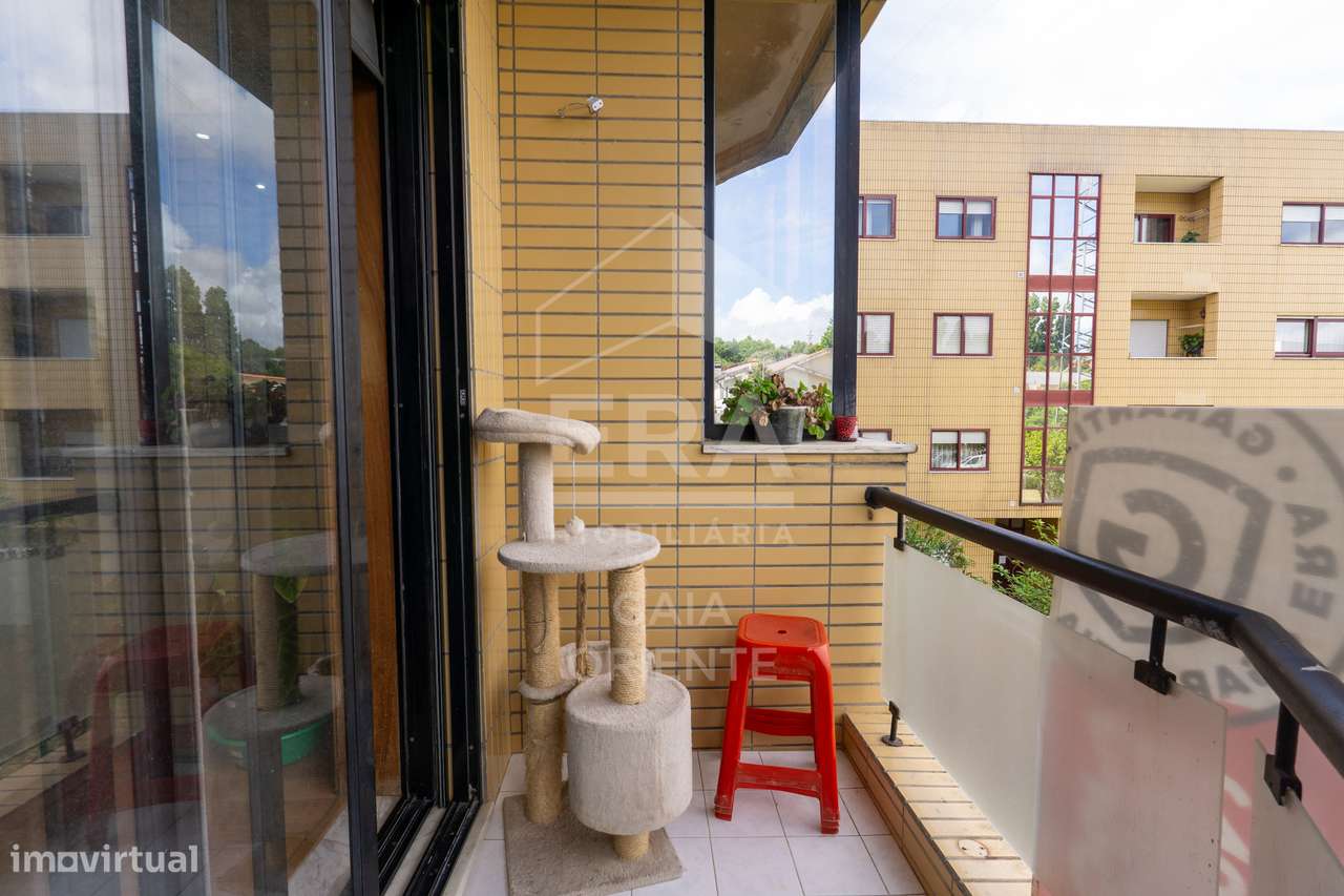 Apartamento T2+1 com Garagem e Garantia ERA-11
