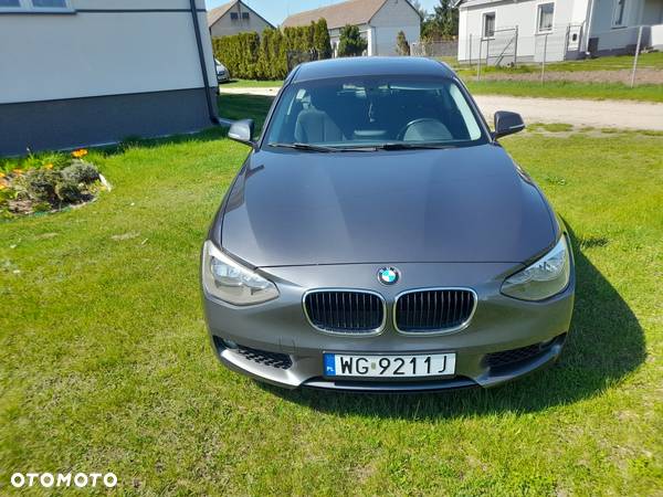 BMW Seria 1 116d EfficientDynamics Edition Sport Line - 3