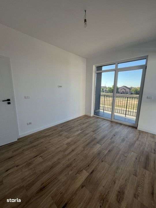 PROPRIETAR, DECOMANDAT, 2 BALCOANE-8