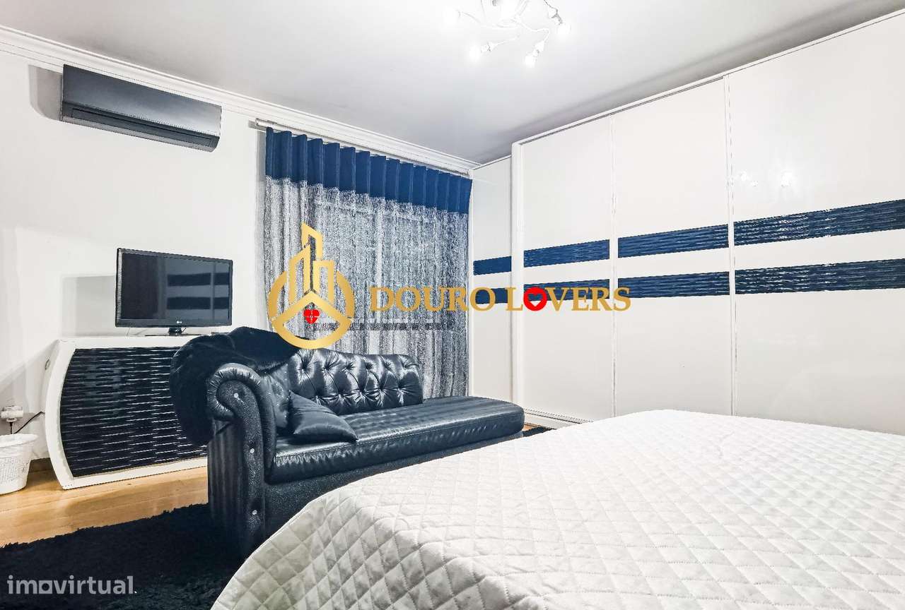 Moradia T4 com Piscina e Jardim em Ferreira - Paços de Ferreira-19