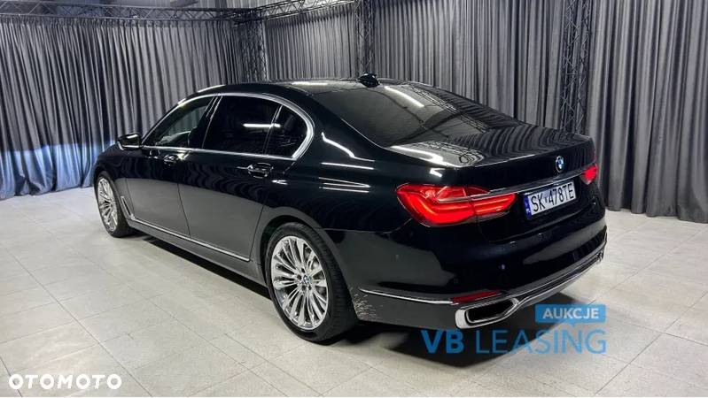 BMW Seria 7 750Li xDrive - 3