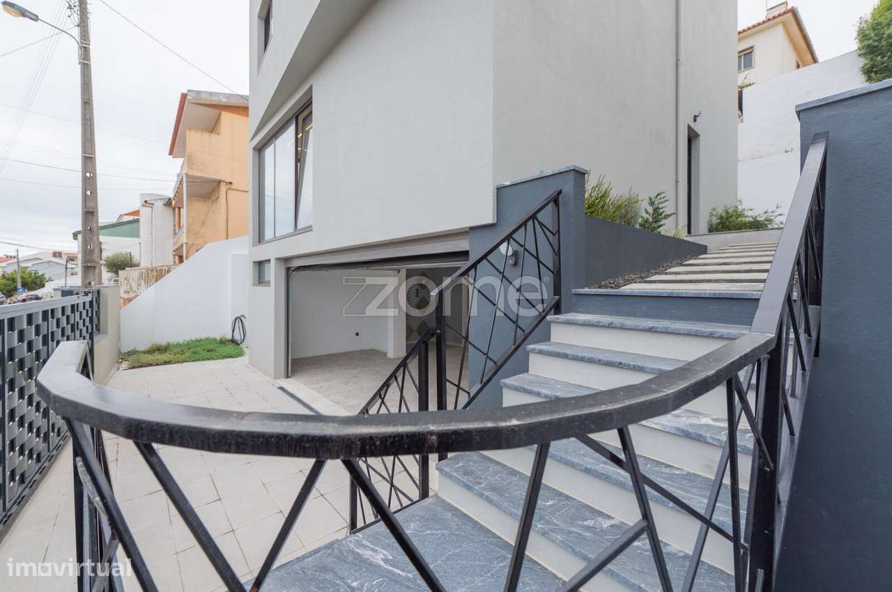 Moradia individual T3 na Amoreira (Cascais)-23