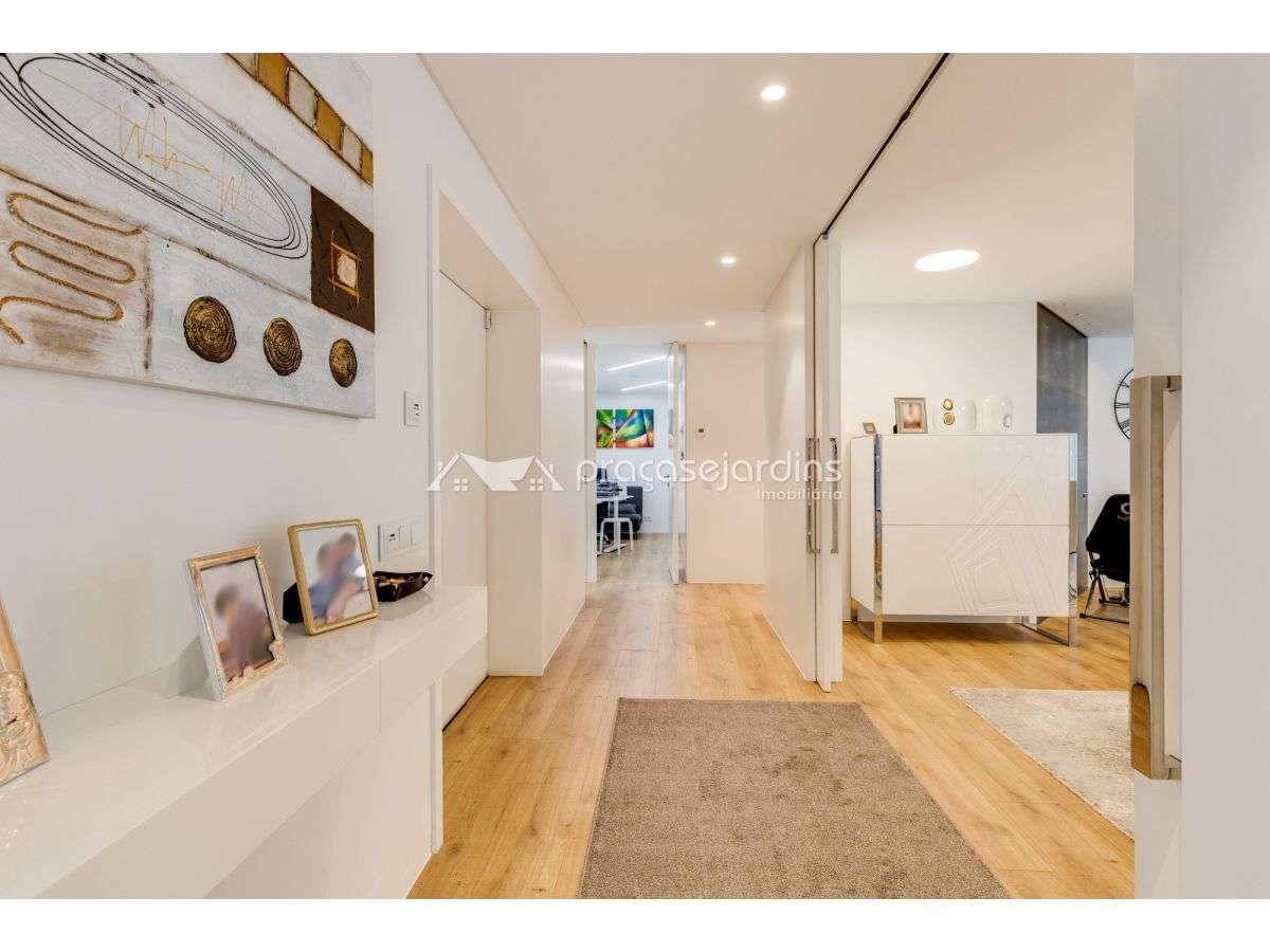 Moradia T5 Contemporânea e elevada eficiência energética – Amor, Le...-17