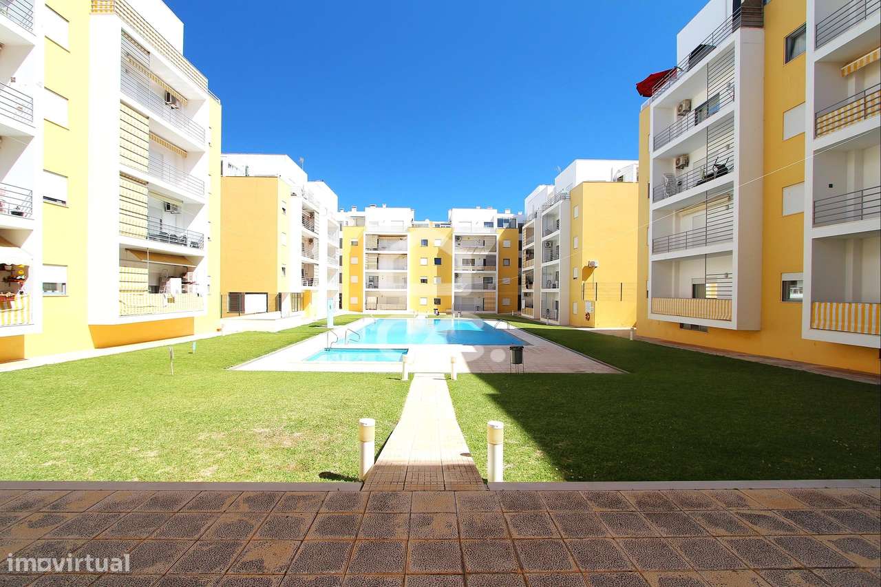 Viva no coração de Armação de Pêra com todo o conforto que merece!-26